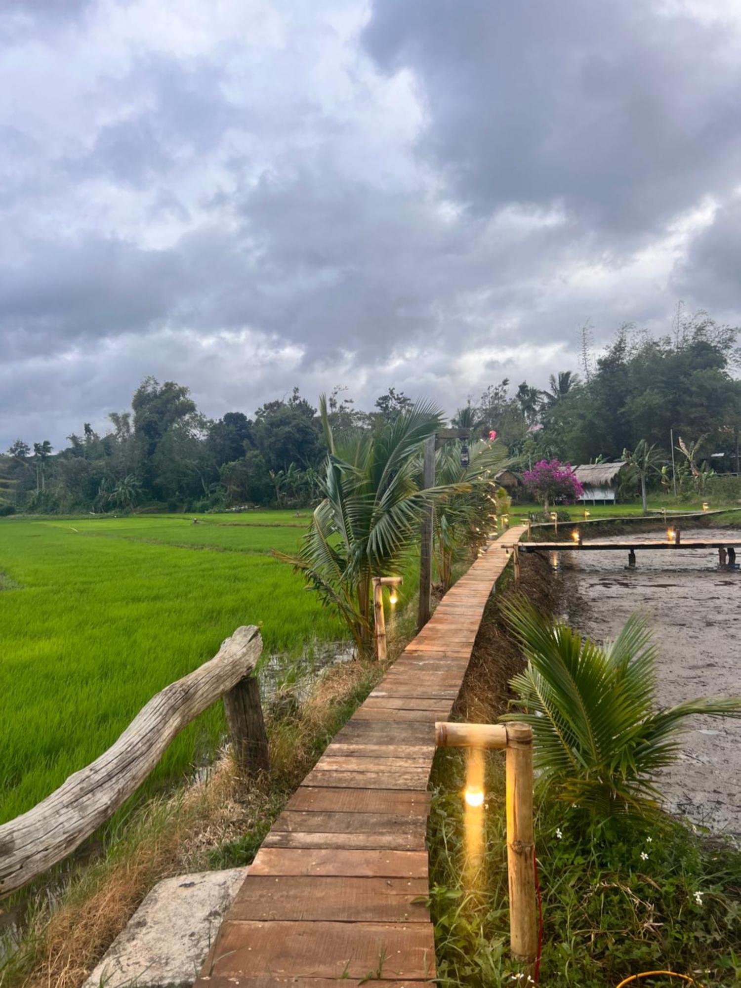 Komleo Farm Hotel Buon Ma Thuot Kültér fotó